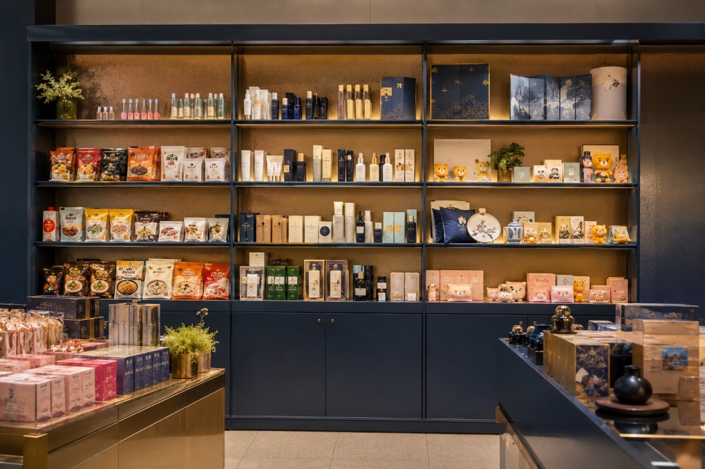 SKADI Korea retail distribution display
